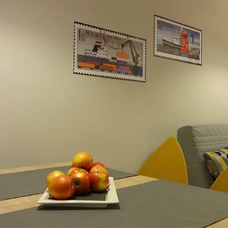 Apartament Nr 10 * 格丁尼亚